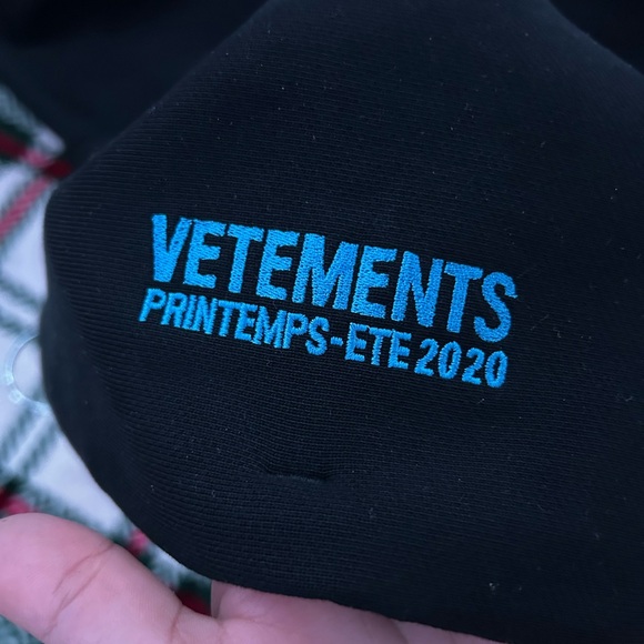 VETEMENTS BLK N BLUE ECSTASY HOODIE 2020 SPRING MEDIUM HOODIE - Picture 6 of 16